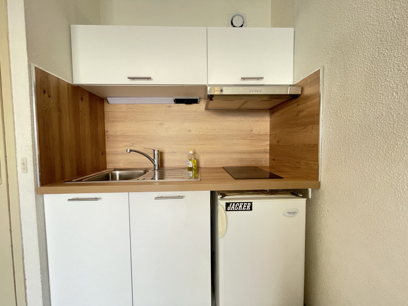 image00004 image00004