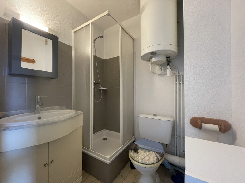 image00004 image00004