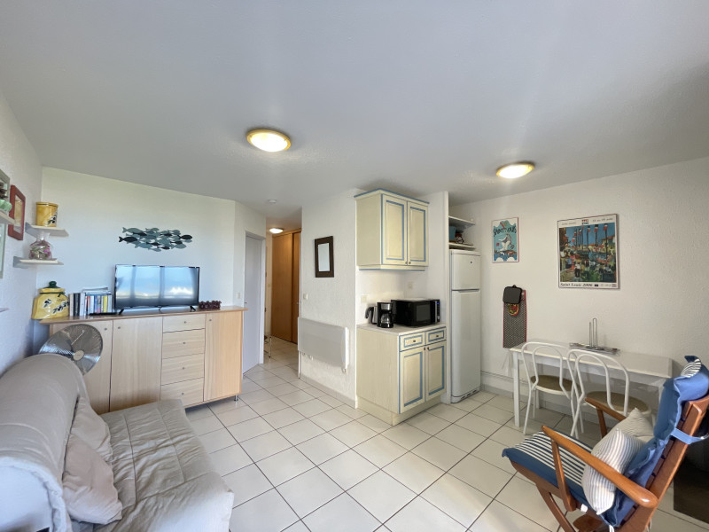 image00008 image00008