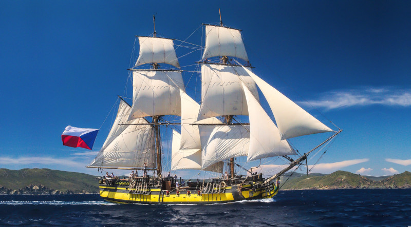 la-grace-pod-plachtami2-1-18954535 la-grace-pod-plachtami2-1-18954535