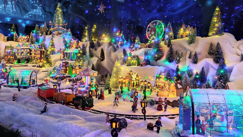 le-village-du-pere-noel-a-aniane-julie-noclercq-11-17855666