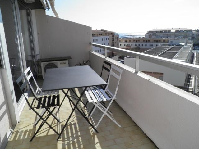 Terrasse, idéal pour déjeuner en famille ou entre amis