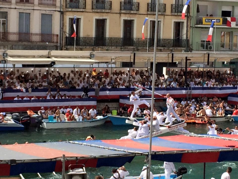 Festivité traditionnelle à Sète de la St Louis à 4 km au centre-ville