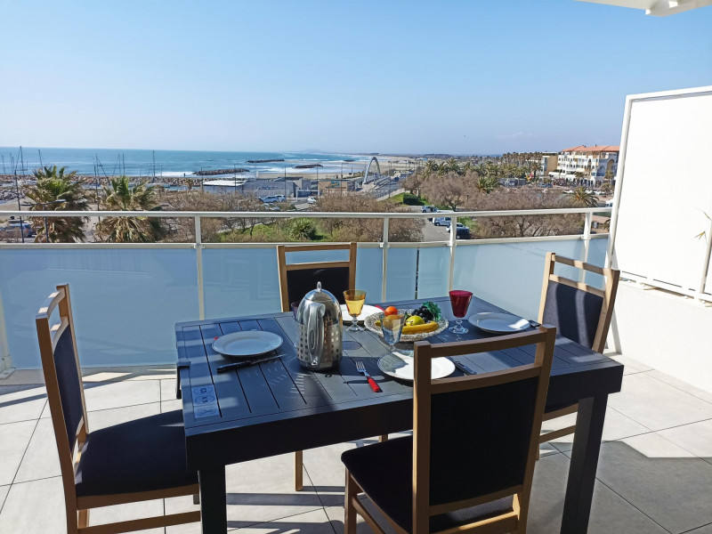 Belle terrasse avec vue mer