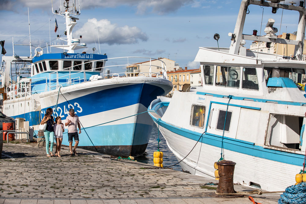 vieux port - Sete - chalutier - peche - © O. Octobre